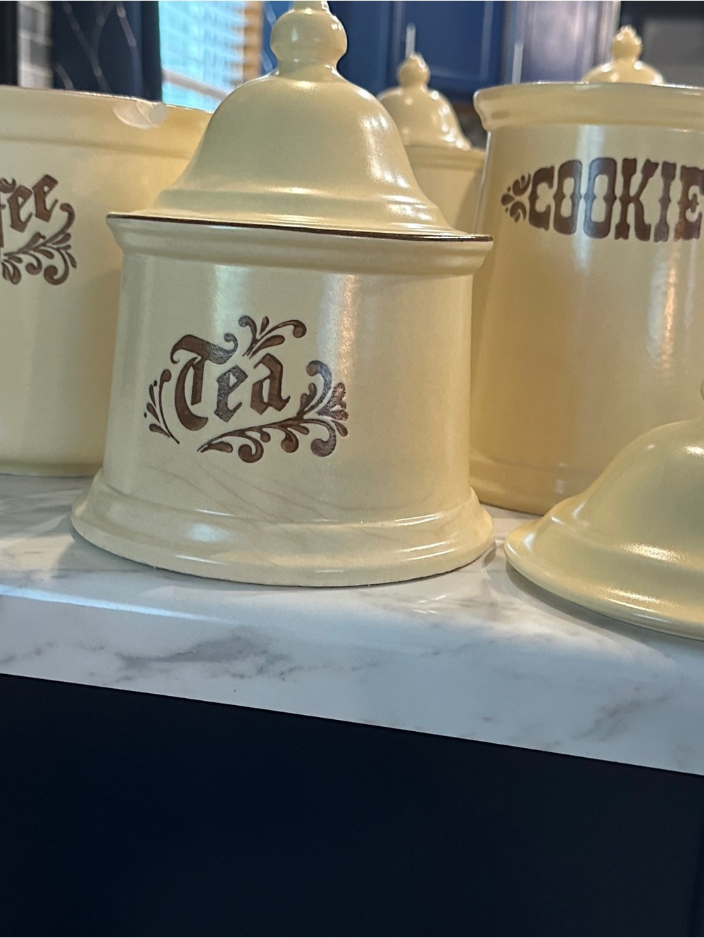 Pfalzgraff Cream Ceramic Tea, coffee and cookie canisters. Kitchen Storage